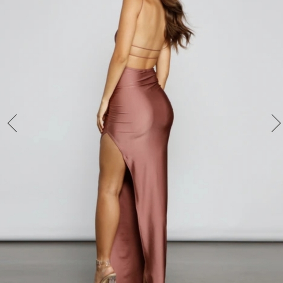 Windsor Michelle Formal Dress - Picture 2 of 5